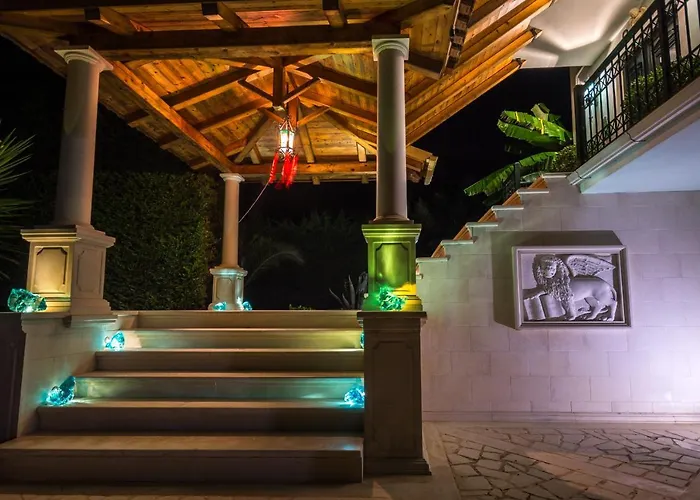 Gigi Star Tatiana Luxury With Private Pool, Panoramic Mountain View *
